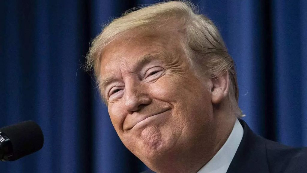 donald-trump-laughing.jpg